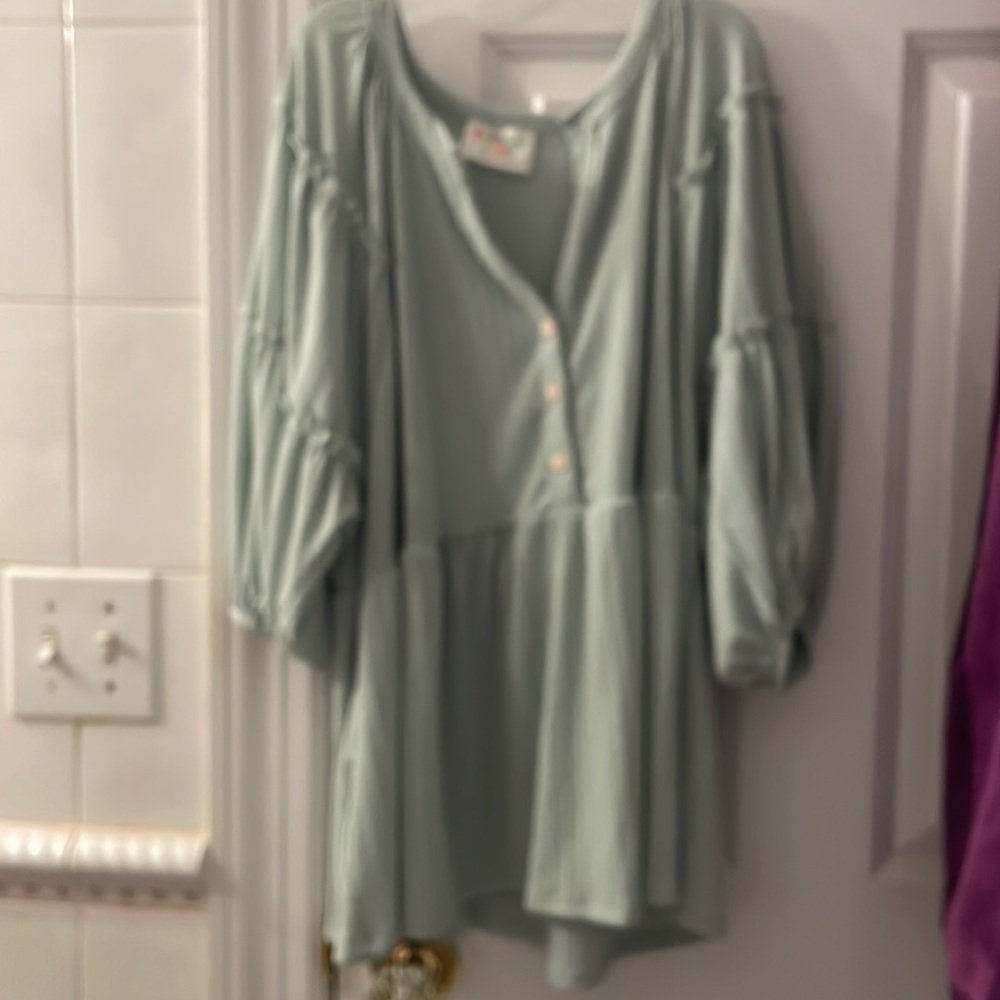 flowy blouse w button up at chest